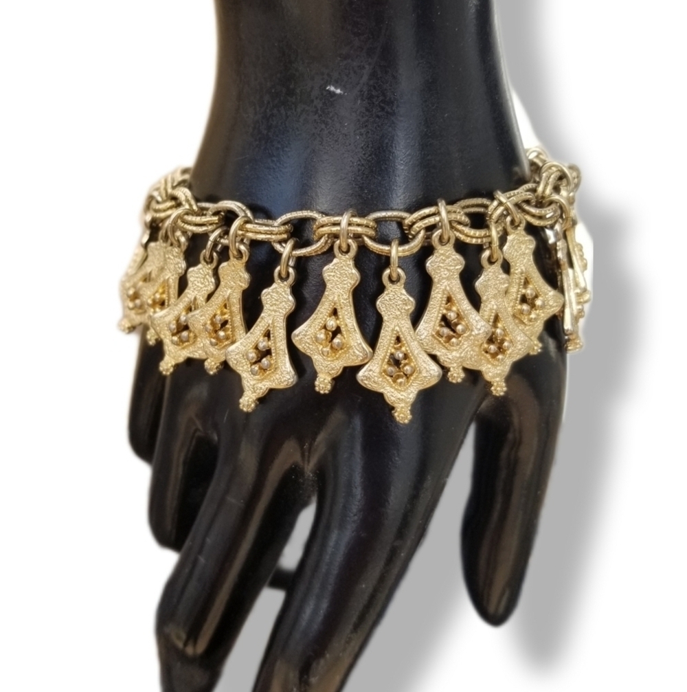 EMMONS VINTAGE ETRUSCAN STYLE GOLDTONE STATEMENT CHARMED BRACELET